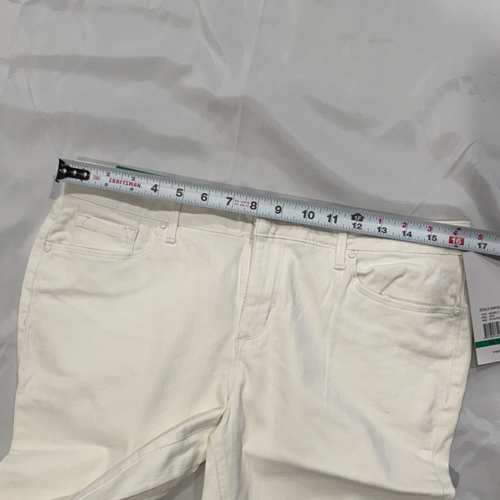 NWT Jessica Simpson Soft Sculpt Rolled Crop Skinny White Jeans—12/31 - Picture 10 of 15